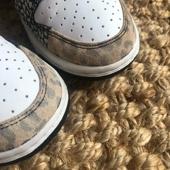 Nike Dunk Low Safari Mix. Size 6 - Picture 11 of 16
